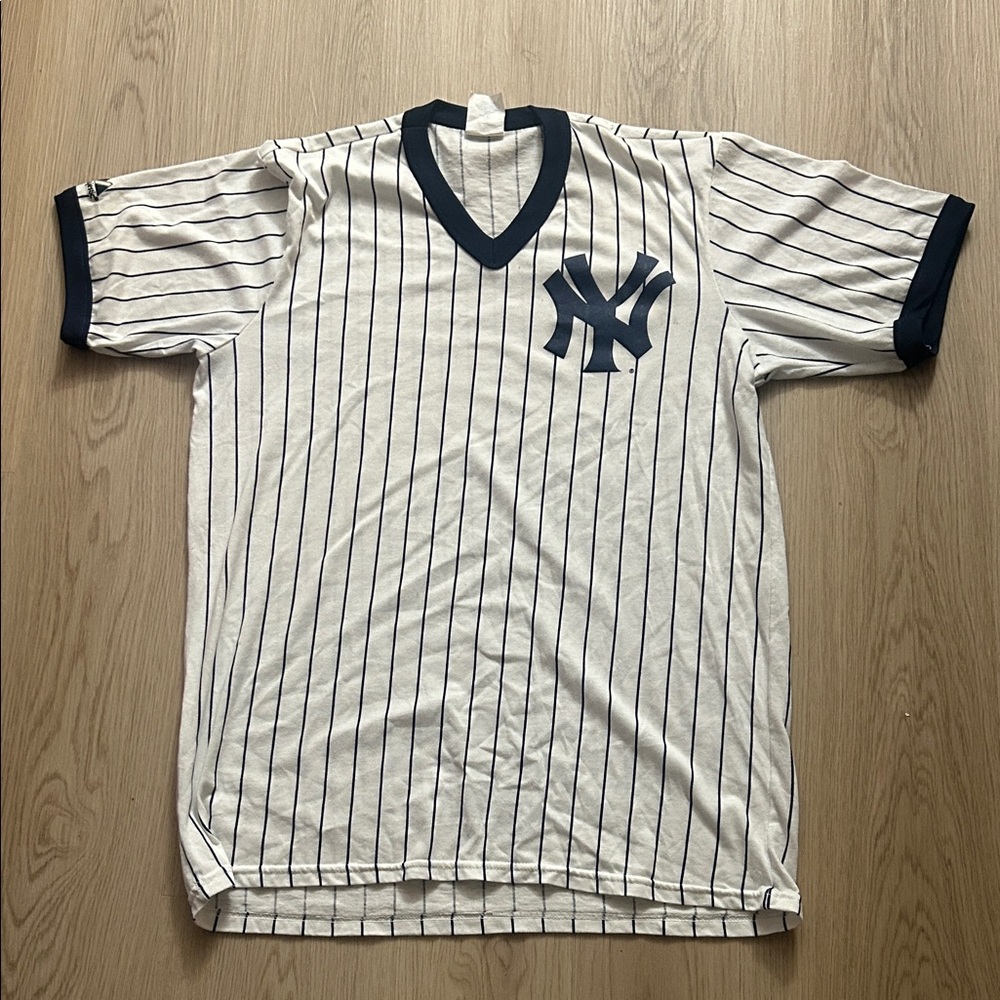 Vintage 90s Majestic New York Yankees White/Navy Striped t-shirt Jersey XL